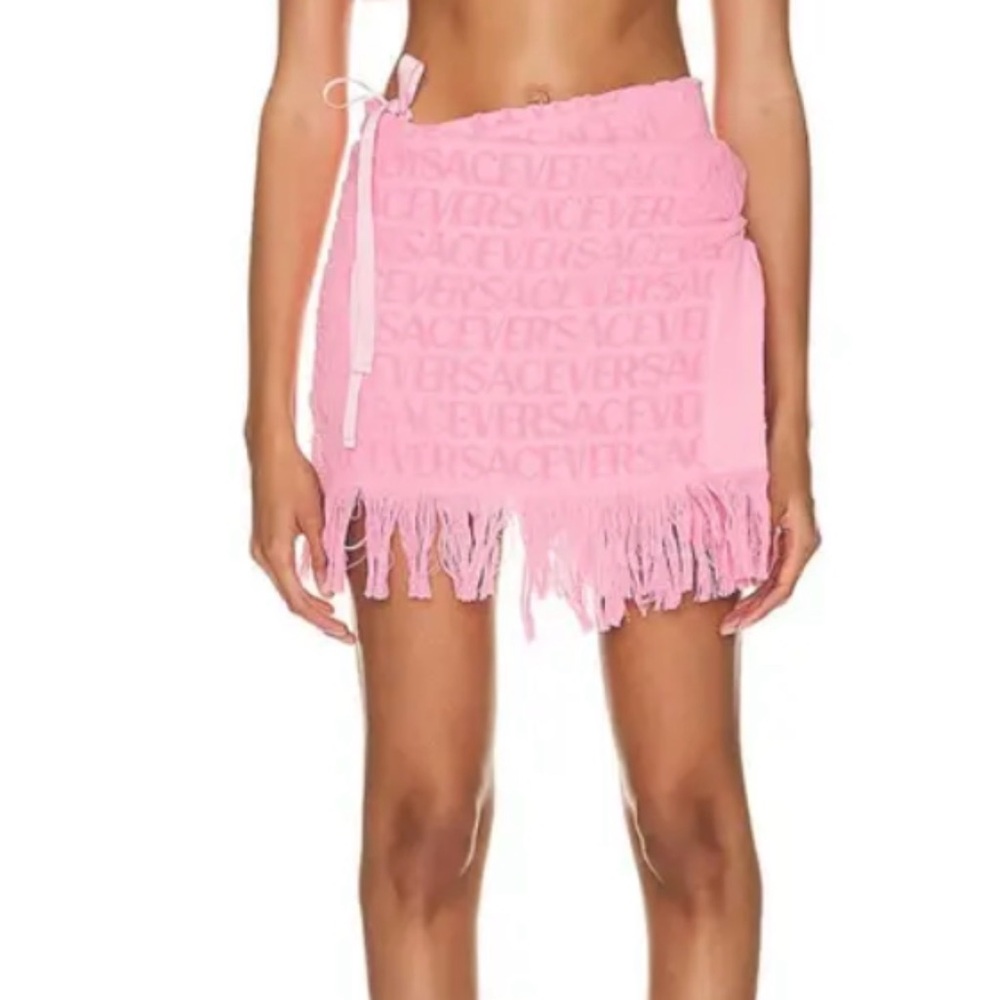 Authentic Versace Hot Pink Coverup beach towel wrap - Picture 5 of 9